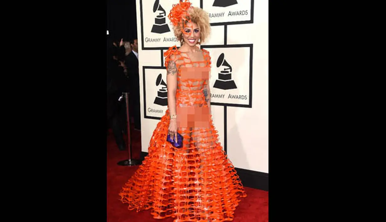 Penampilan Joy Villa saat menghadiri acara Grammy Awards 2015 di Staples Center, Los Angeles, AS, Minggu (8/2). (Jason Merritt/Getty Images/AFP)