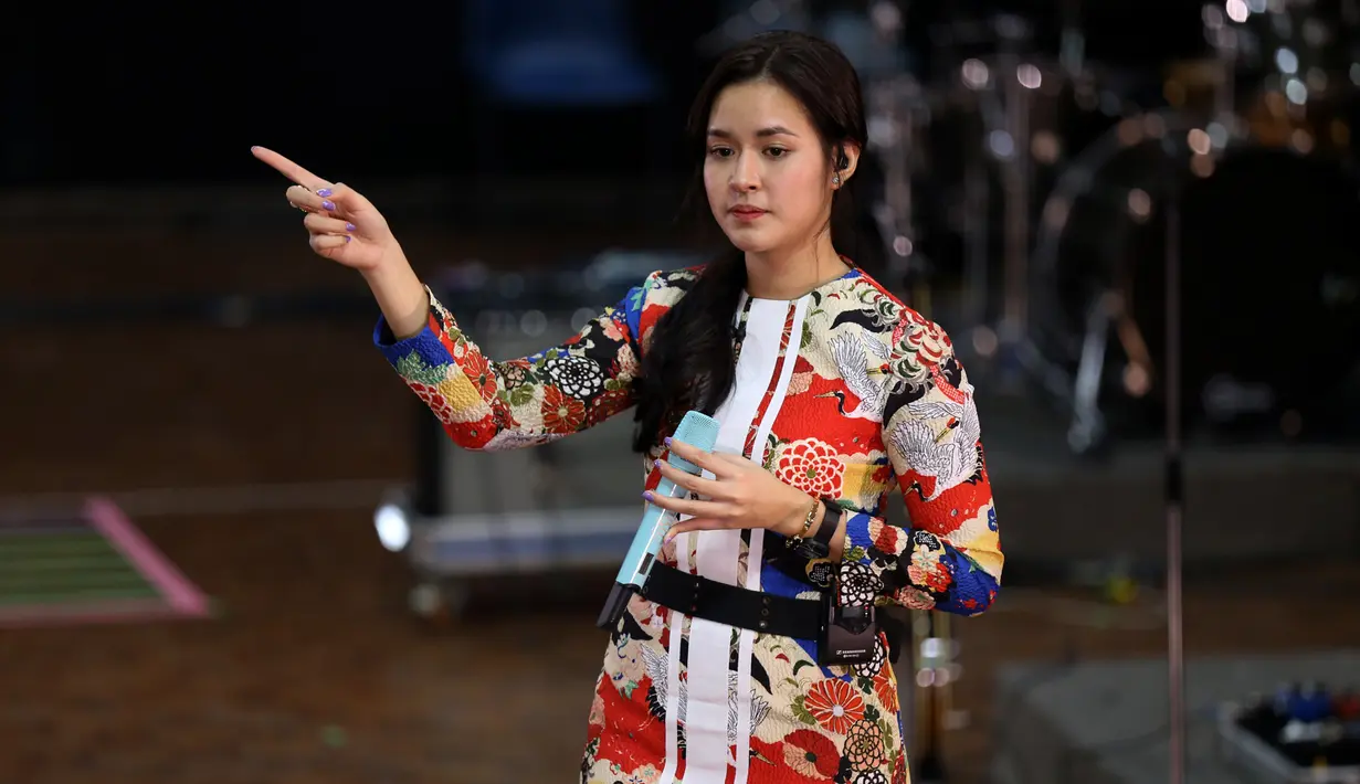 Raisa sedang melakukan general rehearsal konsernya yang bertajuk Pemeran Utama (Foto: Wimbarsana/Bintang.com)