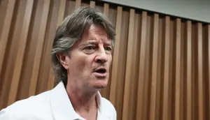 BRI Super League: PSS Keok dari Bali United, Pieter Huistra Soroti Penalti dan Kesalahan Sendiri