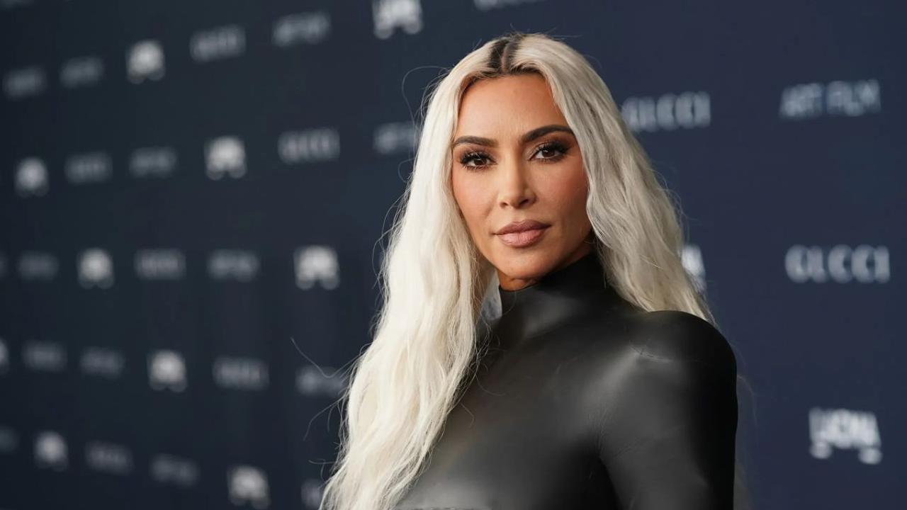 Dengan masuknya dana besar tersebut, mendorong nilai perusahaan Kim Kardashian menjadi 4 miliar USD, dan masuk ke lumbung kekayaan Kim Kardashian sebanyak 500 juta USD atau sekitar Rp72,5 triliun.