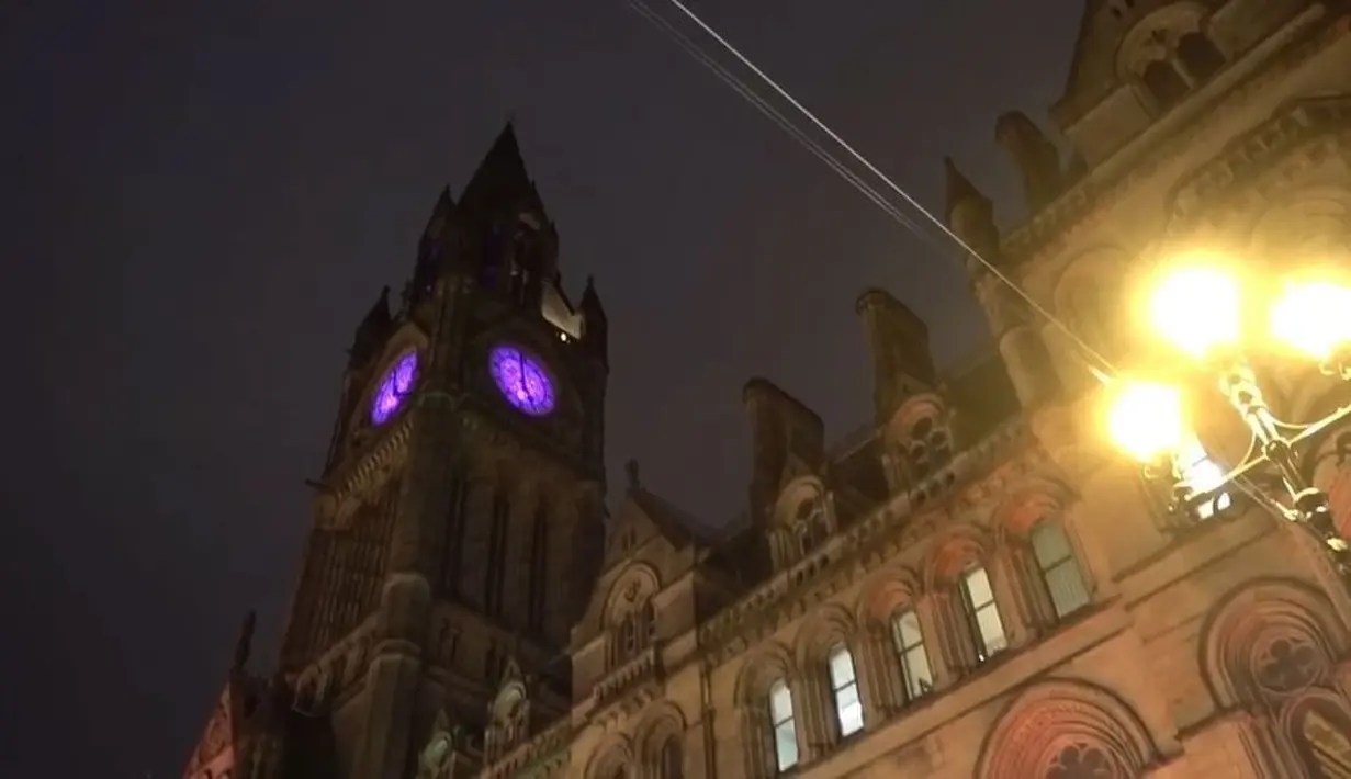 Seperti di unggahannya ini yang sebenarnya adalah video singkat saat Rina mengunjungi Big Ben, jam lonceng besar yang terdapat di London. Dalam videonya Rina menunjukan suasana yang terjadi di sana saat itu. (Instagram/rinanose16)