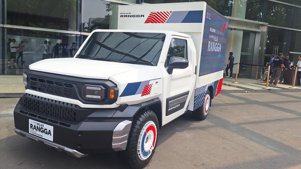 Toyota Hilux Rangga: Pikap Bisa, SUV juga Oke