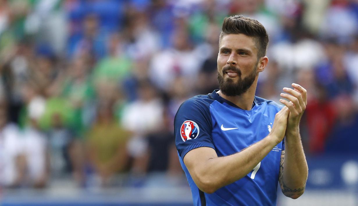 Pemain Arsenal, Olivier Giroud saat tampil bersama Prancis pada babak 16 besar Piala Eropa 2016 di Stade de Lyon, Lyon, Prracis, (26/6/2016). Prancis lolos ke perempat final. (REUTERS/Yves Herman)