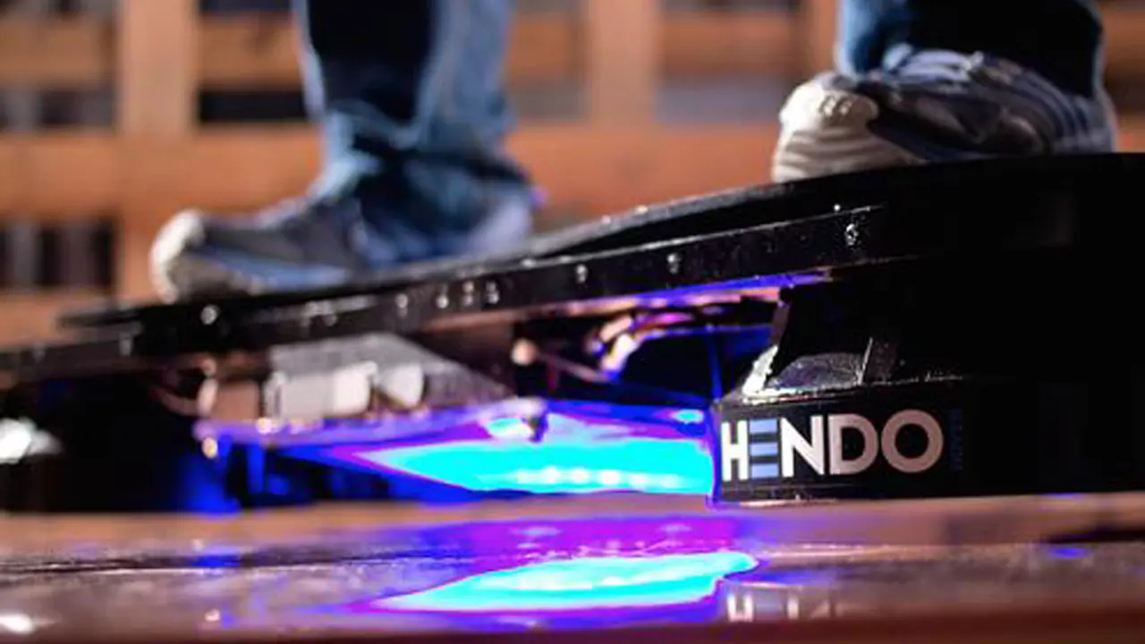 Hampir 3 Dekade, Akhirnya Kamu Bisa Meluncur dengan Hoverboard