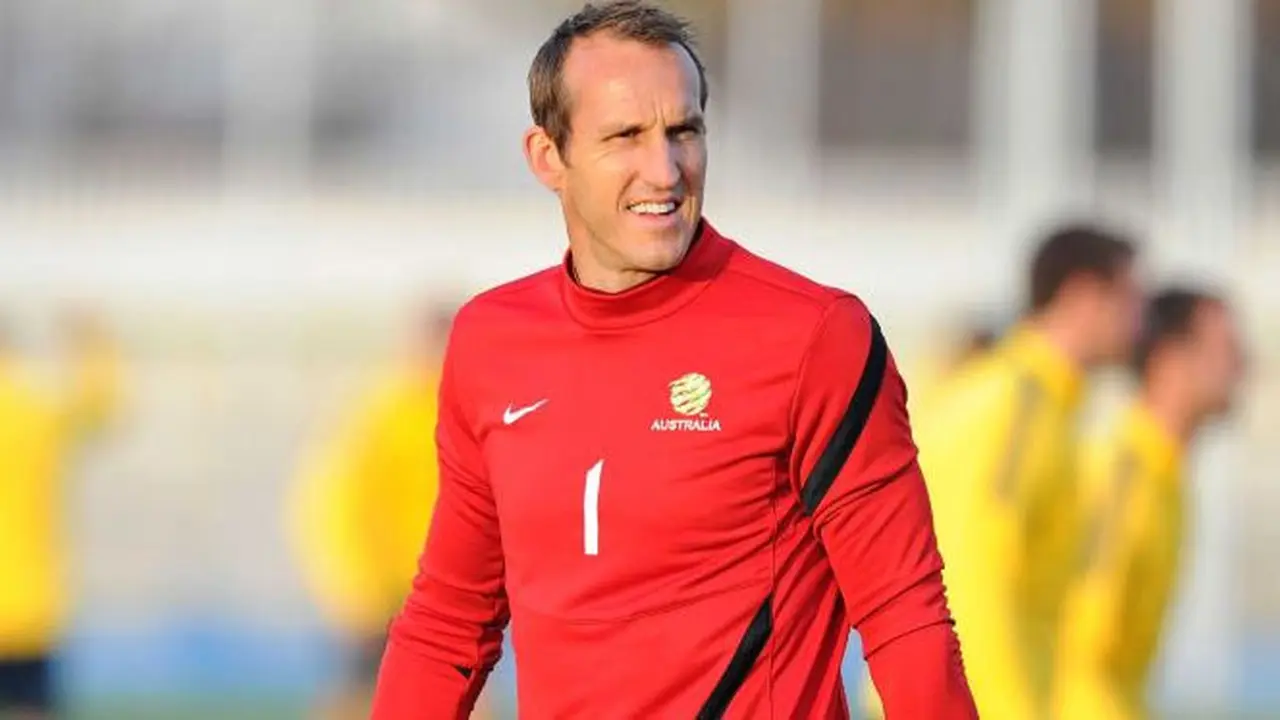 mark-schwarzer-131106b.jpg