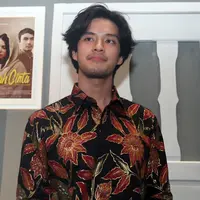 Banyak yang simpati akibat erupsi Gunung Agung di Bali. Salah satunya mantan personel SMASH, Morgan. Seandainya ada acara untuk menghibur para pengungsi, ia siap. (Nurwahyunan/Bintang.com)