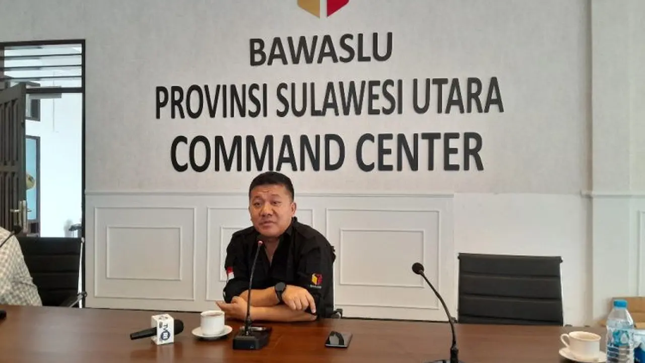 Koordinator Divisi Pencegahan, Partisipasi Masyarakat, dan Hubungan Masyarakat Bawaslu Sulut Steffen S Linu.