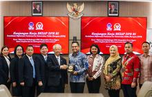 Terima Kunjungan BKSAP DPR RI, Pimpinan dan Guru Besar UPH Bahas Diplomasi Perlindungan bagi Pekerja Migran Indonesia