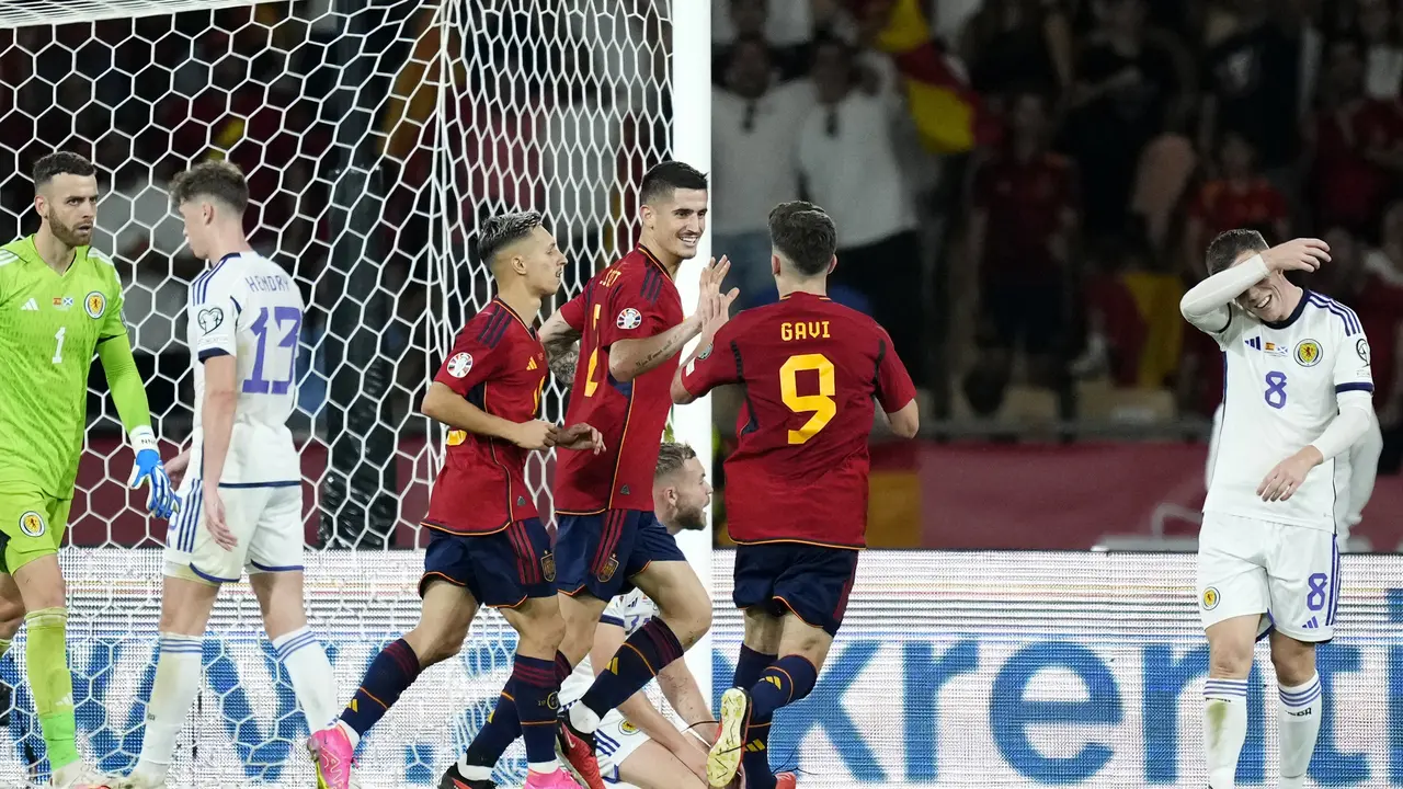 Spanyol vs Skotlandia