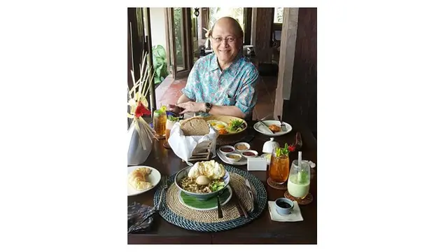 7 Potret Terbaru Mario Teguh, Masih Aktif Berikan Motivasi
