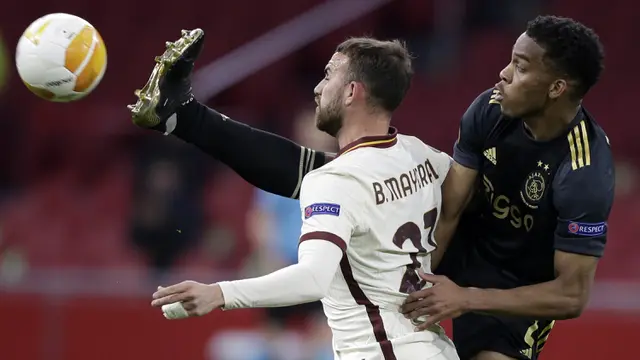 FOTO: AS Roma Comeback, Hempaskan Ajax Amsterdam 2-1 - Jurrien Timber; Borja Mayoral