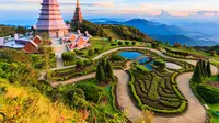 Dua pagoda besar di Doi Inthanon yang menarik perhatian wisatawan.