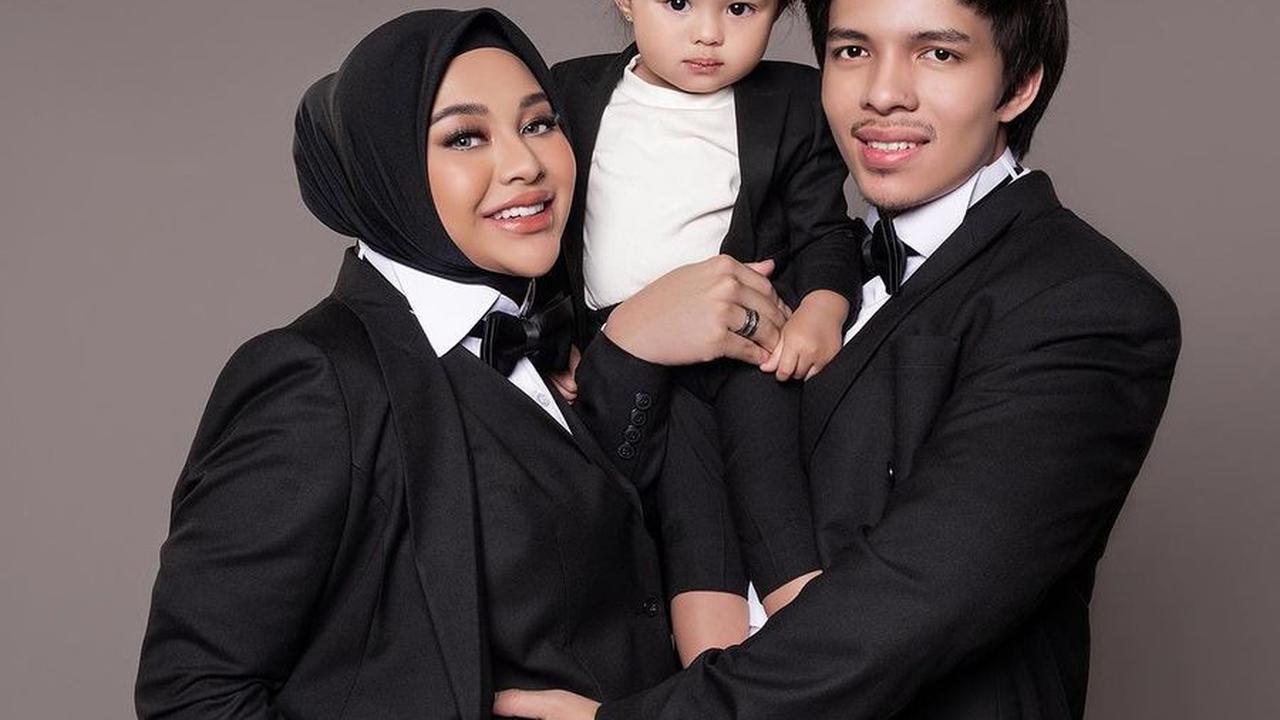 Nggak Hanya Cipung, 8 Foto Bayi Gemas Selebriti Yang Bisa Kamu Jadikan Ponakan Online!