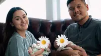 18 Pasutri Artis yang Dikaruniai Anak Pertama di Tahun 2024, Jadi Orang Tua Baru