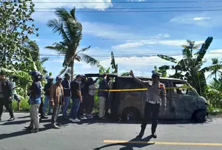 Mobil Isi Ulang ATM Terbakar (Foto: Fauza/Liputan6.com)