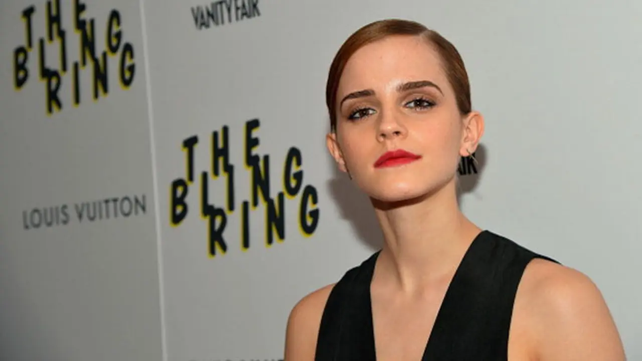 emma-watson-130910b.jpg