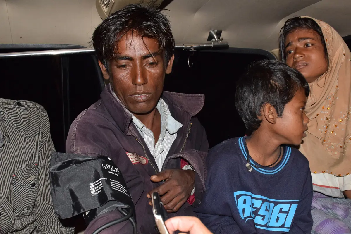 Lima Muslim Rohingya Terdampar di Aceh