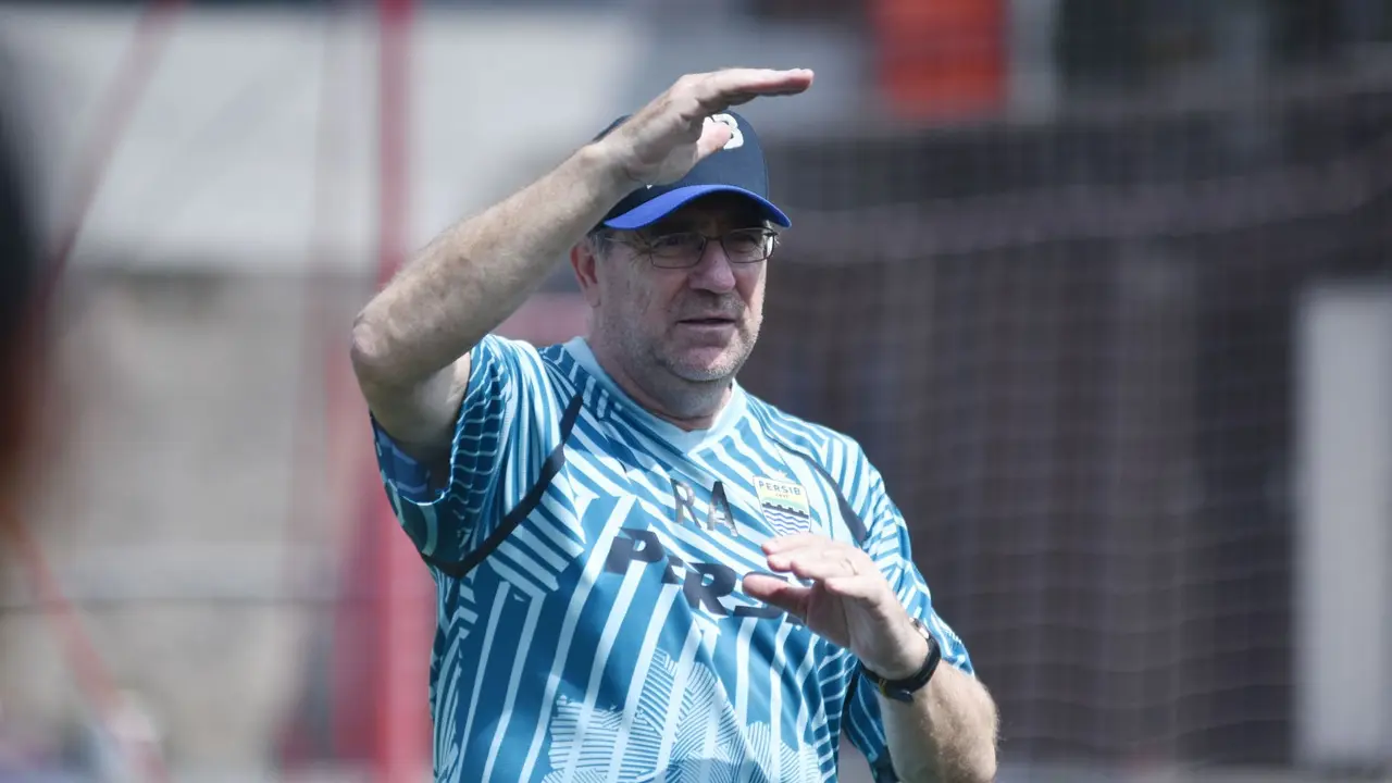 Persib Bandung, Robert Alberts