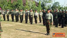 Citizen6, Karangpilang: Dari latihan tersebut, prajurut taifib diharapkan mampu menjadi seorang petembak pistol dengan slow fire, penembak senapan, penembak senapan mesin. (Pengirim: Penkobangdikal)