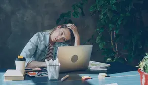 8 Tips Olahraga Singkat untuk Pekerja Kantoran agar Tetap Bugar di Tengah Kesibukan