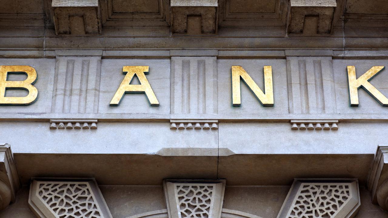 Ternyata 136 Bank di Indonesia Bangkrut Sejak 2005, Izinnya Langsung Dicabut OJK
