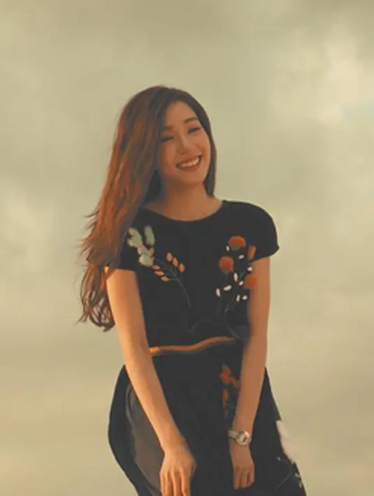 Unggahan pertama Tiffany SNSD di instagram beberapa hari lalu memang menuai berbagai komentar. Banyak penggemarnya yang menyukai, namun tak sedikit juga yang berkomentar negatif soal itu. (Instagram/xolovestephi)