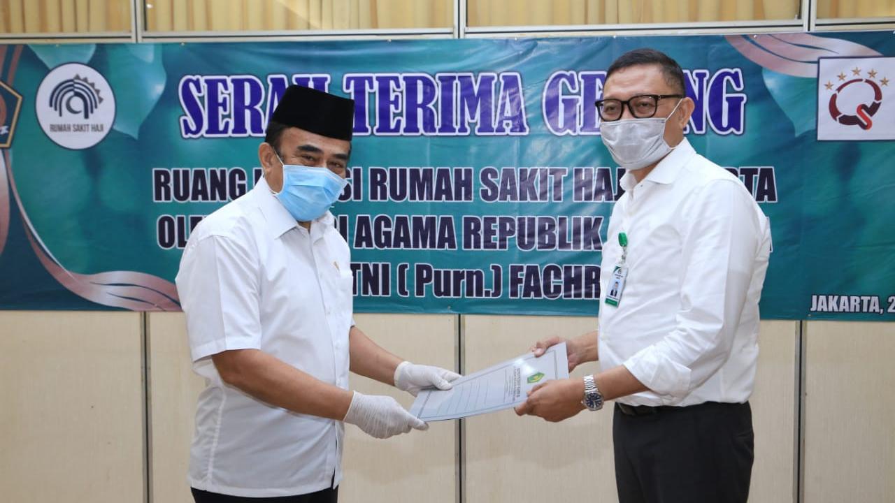 Menag Fachrul Razi Serahkan Gedung Asrama Haji untuk Ruang Isolasi Pasien Covid-19