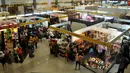 Suasana pameran International Handicraft Trade Fair (Inacraft) 2015 di Jakarta Convention Center (JCC), Kamis (9/4/2015). Pameran yang berlangsung pada tanggal 8-12 April 2015 menampilkan kerajinan khas Indonesia. (Liputan6.com/Johan Tallo)