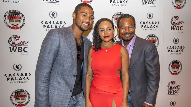 Shane Mosley (kanan) 