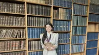 Bintang porno Mia Khalifa jadi pembicara tamu di Oxford Union, Universitas Oxford, Inggris. (Dok. Instagram.com/@miakhalifa/https://www.instagram.com/p/Cr1Dchvqa7r/?hl=en/Dyra Daniera)