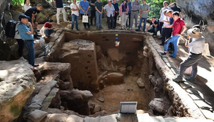 Temuan ini diyakini sebagai makam paling tua yang ditemukan di Hainan (Dok.&nbsp;Xinhua/Guo Cheng).