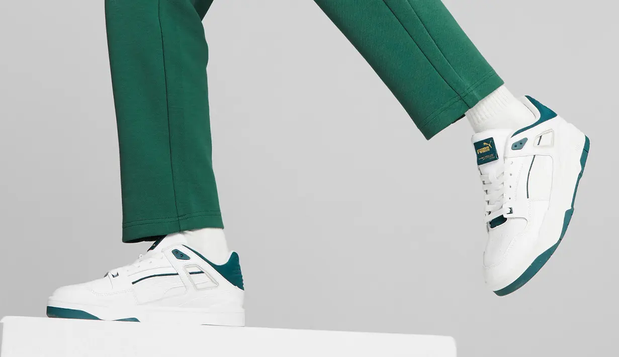 Kali ini, dalam Kampanye PUMA ‘SLIPSTREAM‘ SS23, NCT 127 tampil dalam koleksi pilihan, seperti T7 Track Jacket, celana, kaos dengan logo klasik, dan sepatu Slipstream PUMA yang ikonik. Sebagai kelanjutan kampanye ‘SLIPSTREAM’ dengan NCT 127, konsumen PUMA yang membeli sepatu Slipstream yang dipakai oleh anggota NCT 127, akan mendapatkan satu set poster eksklusif yang terdiri atas 3 poster PUMA X NCT 127. /  Foto dok PUMA.