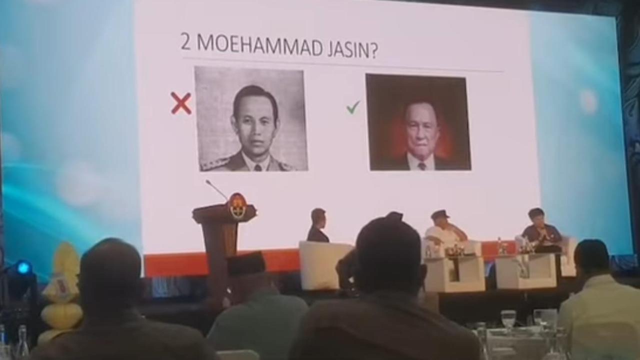 VIDEO: Kisah Tertukar Polsek Salah Pasang Foto Komjen Jasin "Bapak Brimob" dengan Letjen TNI Jasin