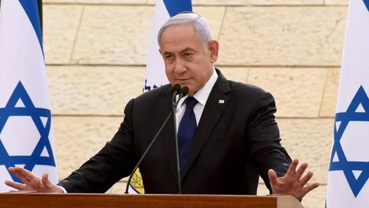 Kabar terbaru ini muncul ketika militer Israel mengatakan pihaknya mengumpulkan ratusan ribu tentara di dekat perbatasan Gaza atas perintah Perdana Menteri Benjamin Netanyahu.