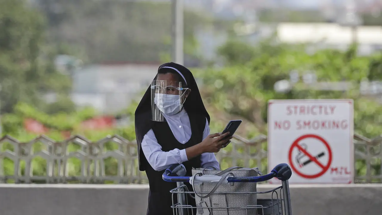 Filipina Larang Warga Asing Datang Seiring Lonjakan Kasus Covid-19