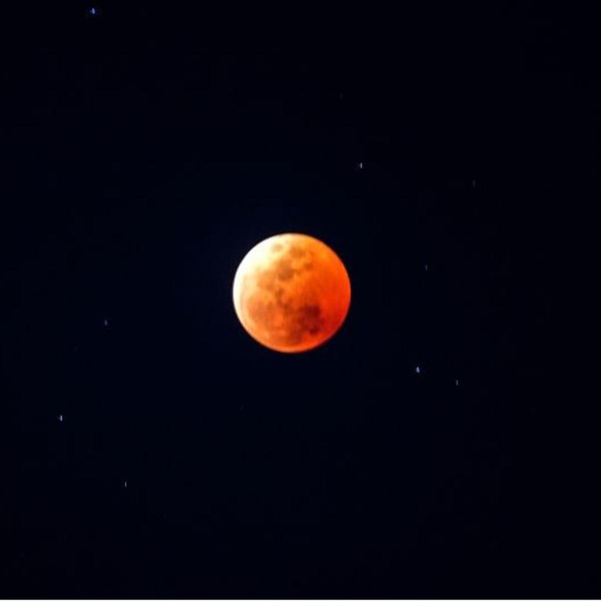 Gerhana Bulan Total 'Blood Moon' Lusa, Indonesia Bagian Timur Bisa Saksikan Fase Tertentu