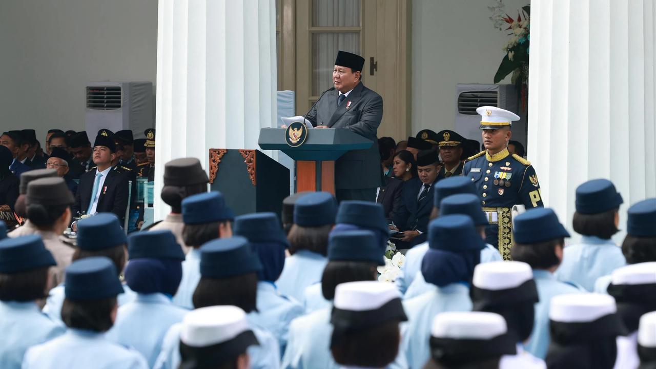 FOTO: Momen Kebersamaan Prabowo dan Megawati saat Upacara Hari Lahir Pancasila
