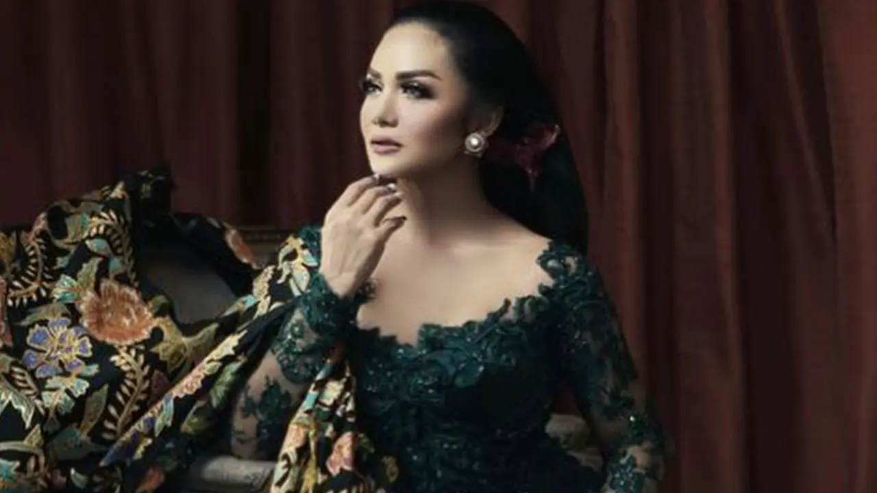 [Bintang] Artis di Hari Kartini