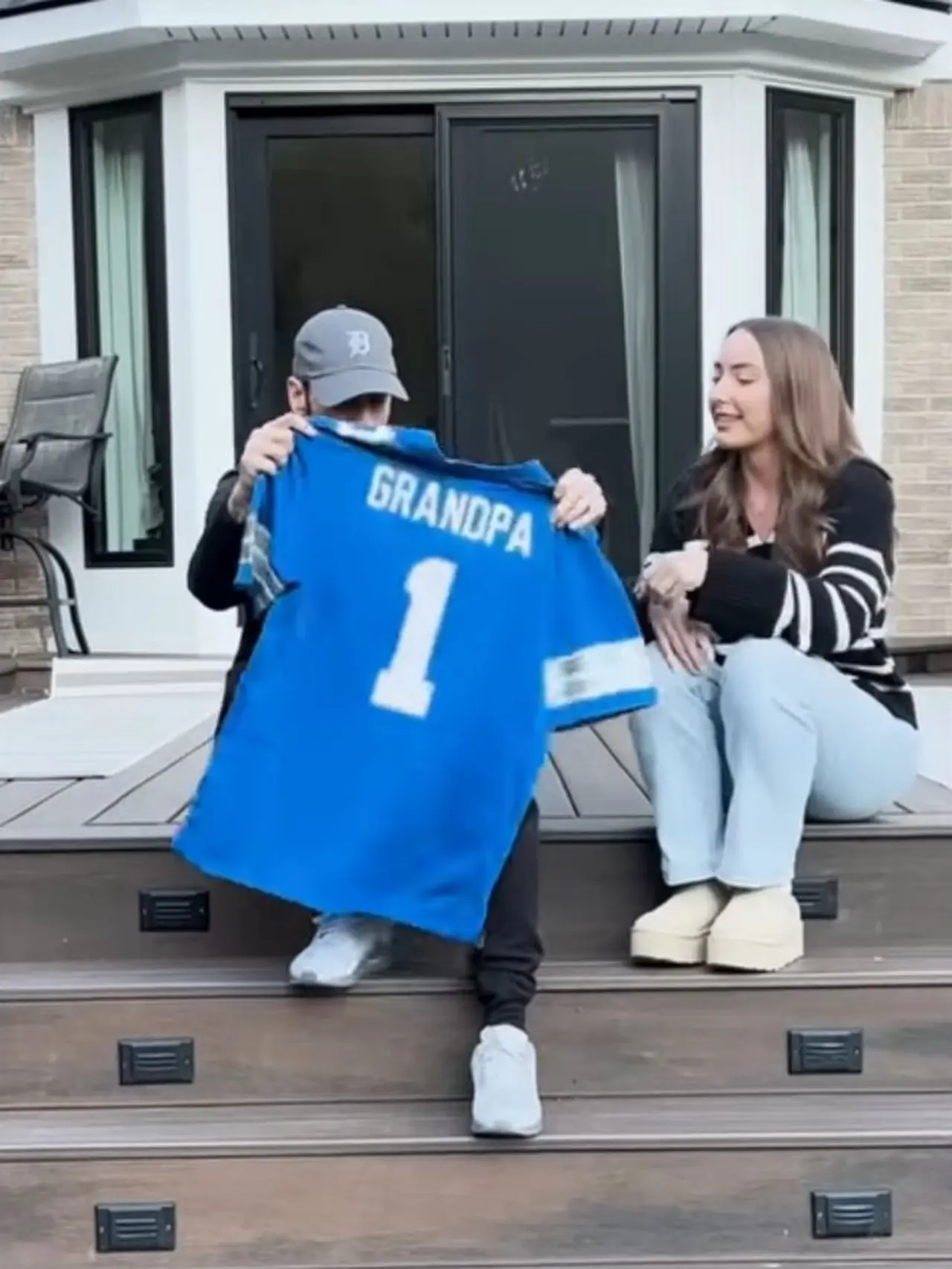 Potret Imut Cucu Eminem, Hailie Jade Berikan Penghormatan untuk Sang ...