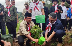 Menteri Lingkungan Hidup, Hanif Faiosol Nurofiq (Istimewa)