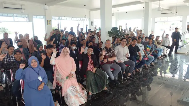 Tommy Kurniawan melakukan sosialisasi kepada masyarakat luas di Tanjungsari, Kabupaten Bogor, Jawa Barat.