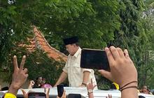 Kampanye di Banten, Prabowo Ziarah ke Makam Sultan Maulana Hasanuddin Didampingi Ratu Tatu & Airin