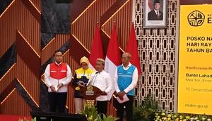 Menteri Energi dan Sumber Daya Mineral (ESDM) Bahlil Lahadalia di Kantor Kementerian ESDM, Jumat (19/12/2025). (Foto: Liputan6.com/Maulandy R)