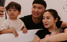 Potret Issa Anak Pertama Nikita Willy & Indra Priawan Tak Henti Cium Sang Adik, Bahagia Banget dan Buat Gemas