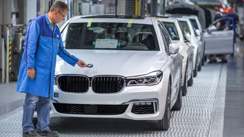 BMW Siap Bangun Mobil Penantang Toyota Mirai