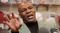 Tyson Jagokan Pacquiao Tundukkan Mayweather
