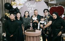 Netizen Salah Fokus pada Azura, Berikut 8 Potret Aurel Hermansyah di Ulang Tahun Raul Lemos ke-54, Kompak Tampil Serba Hitam