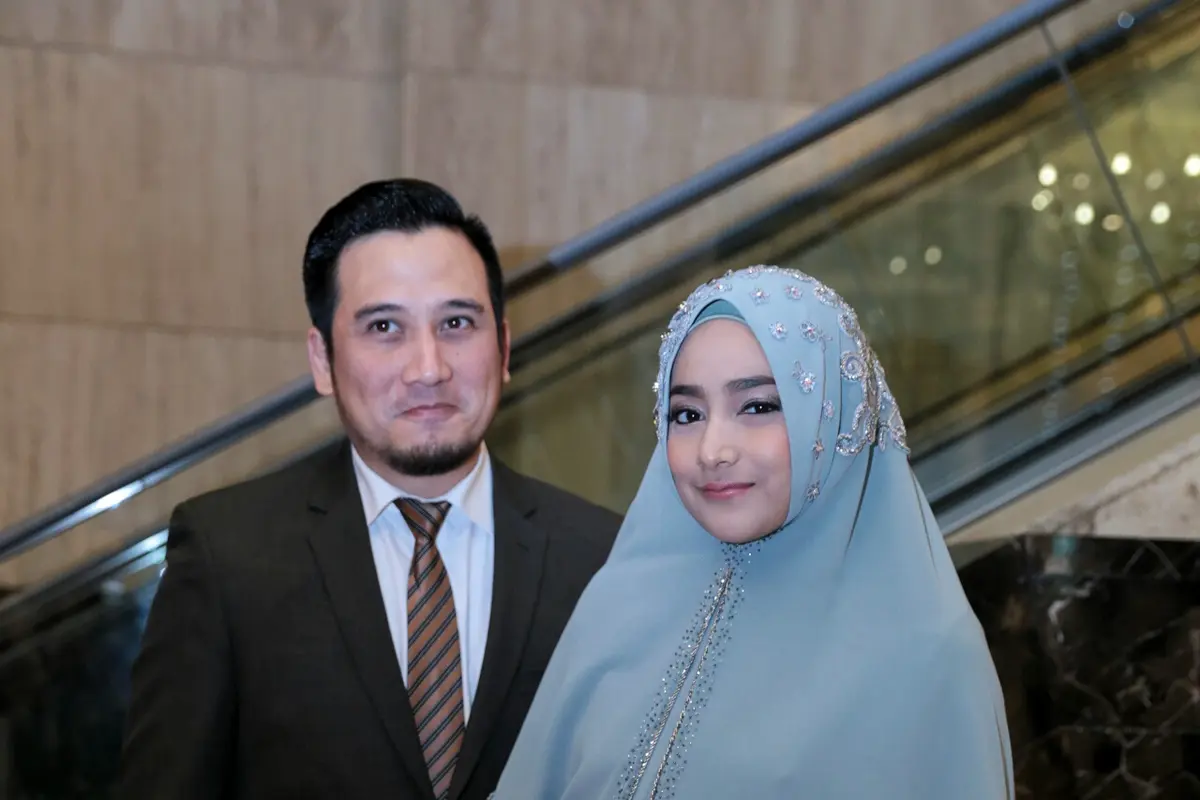 [Bintang] Tengku Firmansyah - Cindy Fatika Sari