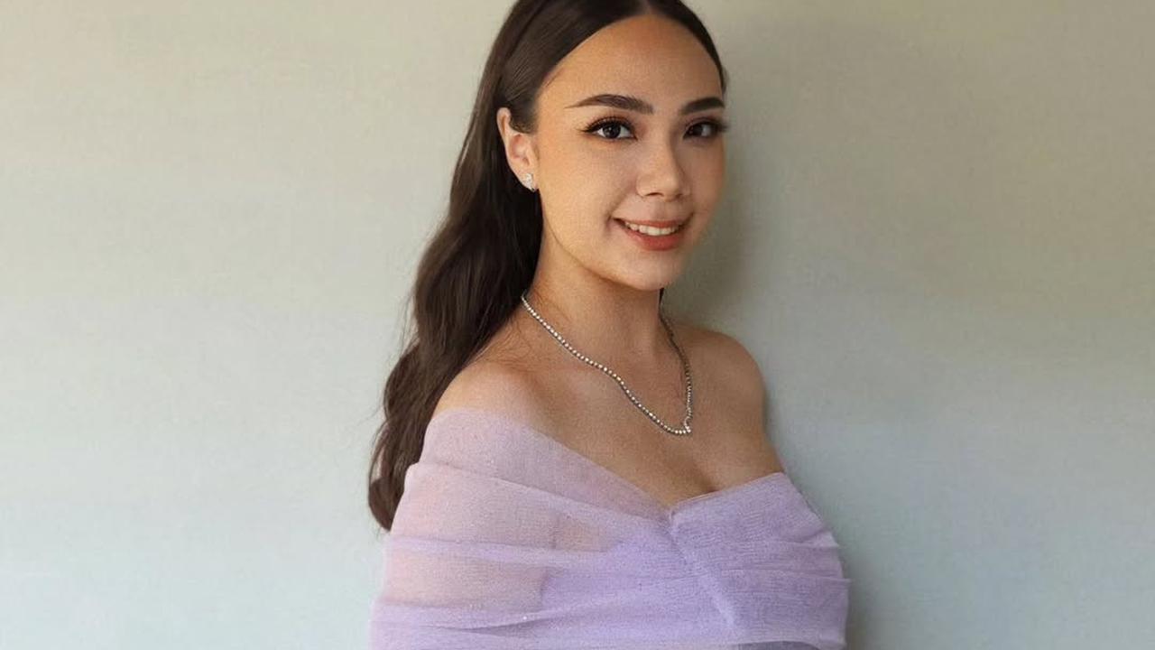 Potret Cantik Valerie Bowie, Adik Pamela Bowie yang Jarang Tersorot