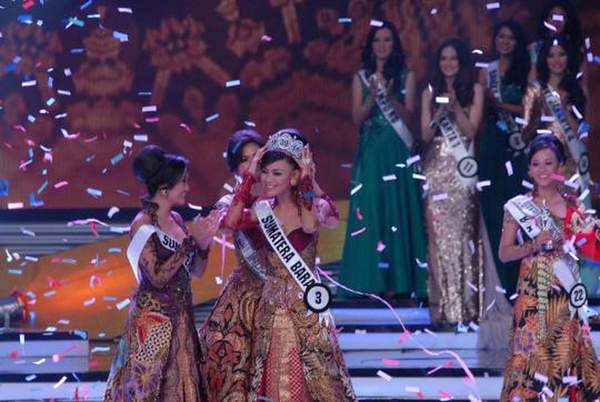 Whulandary dinobatkan jadi Puteri Indonesia 2013
